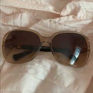 Coach Kissing C Sunglasses, H8145